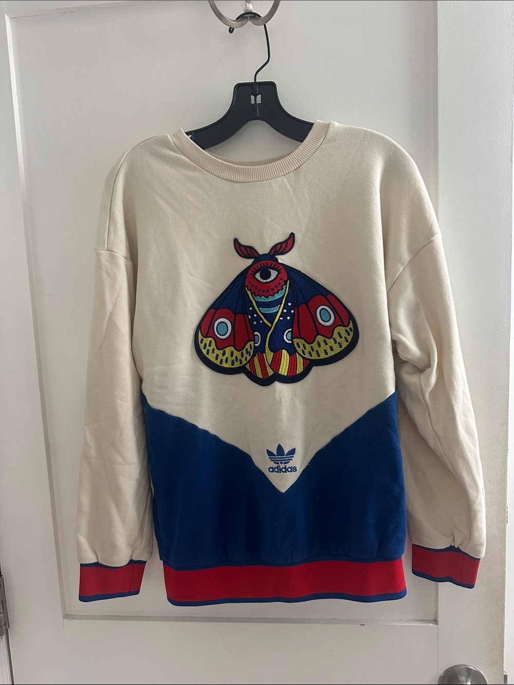adidas Cream, Blue & Red Moth Graphic Sweatshirt